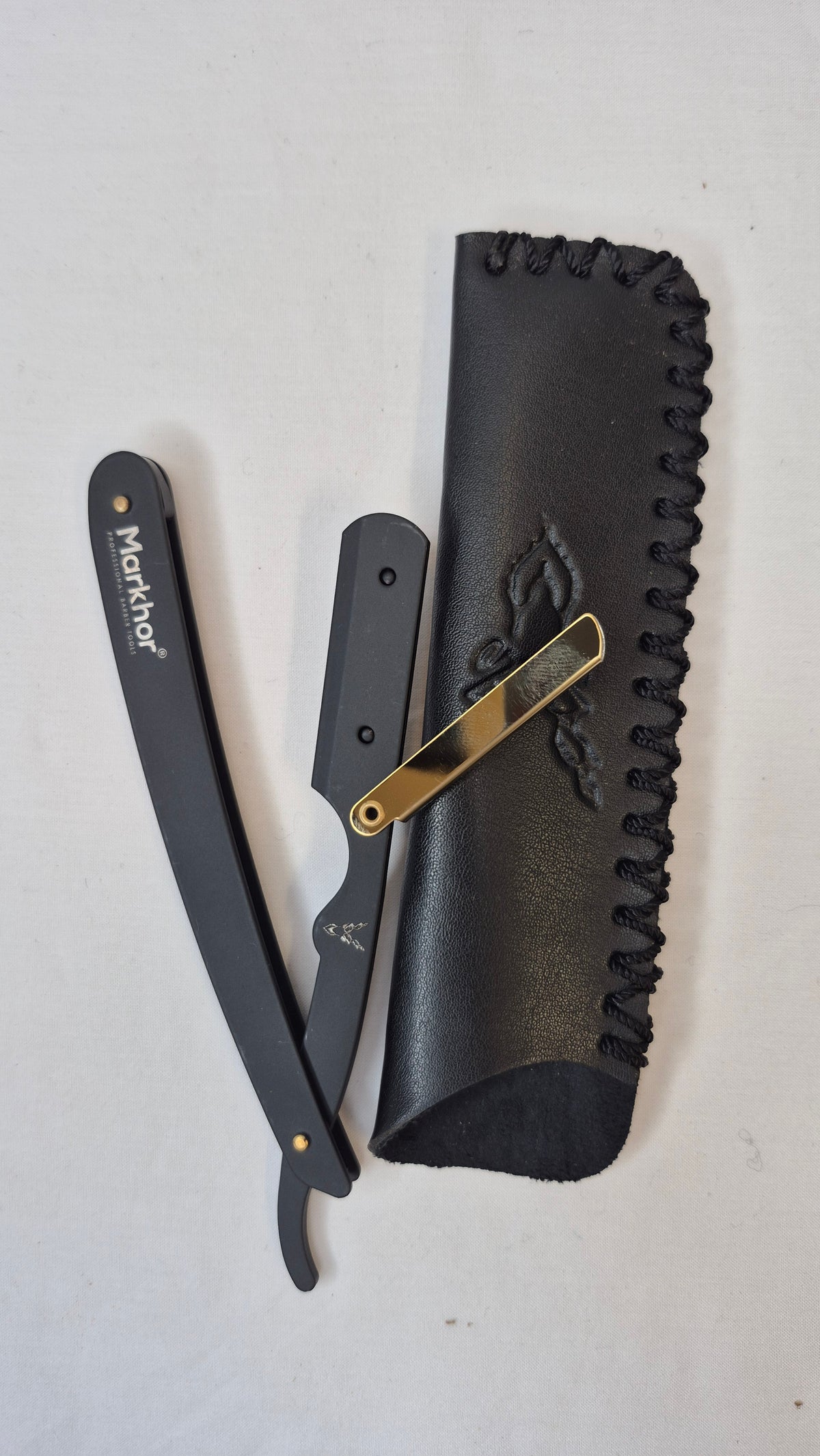 Black & Gold-Tone Barber Shavette with Storage Pouch