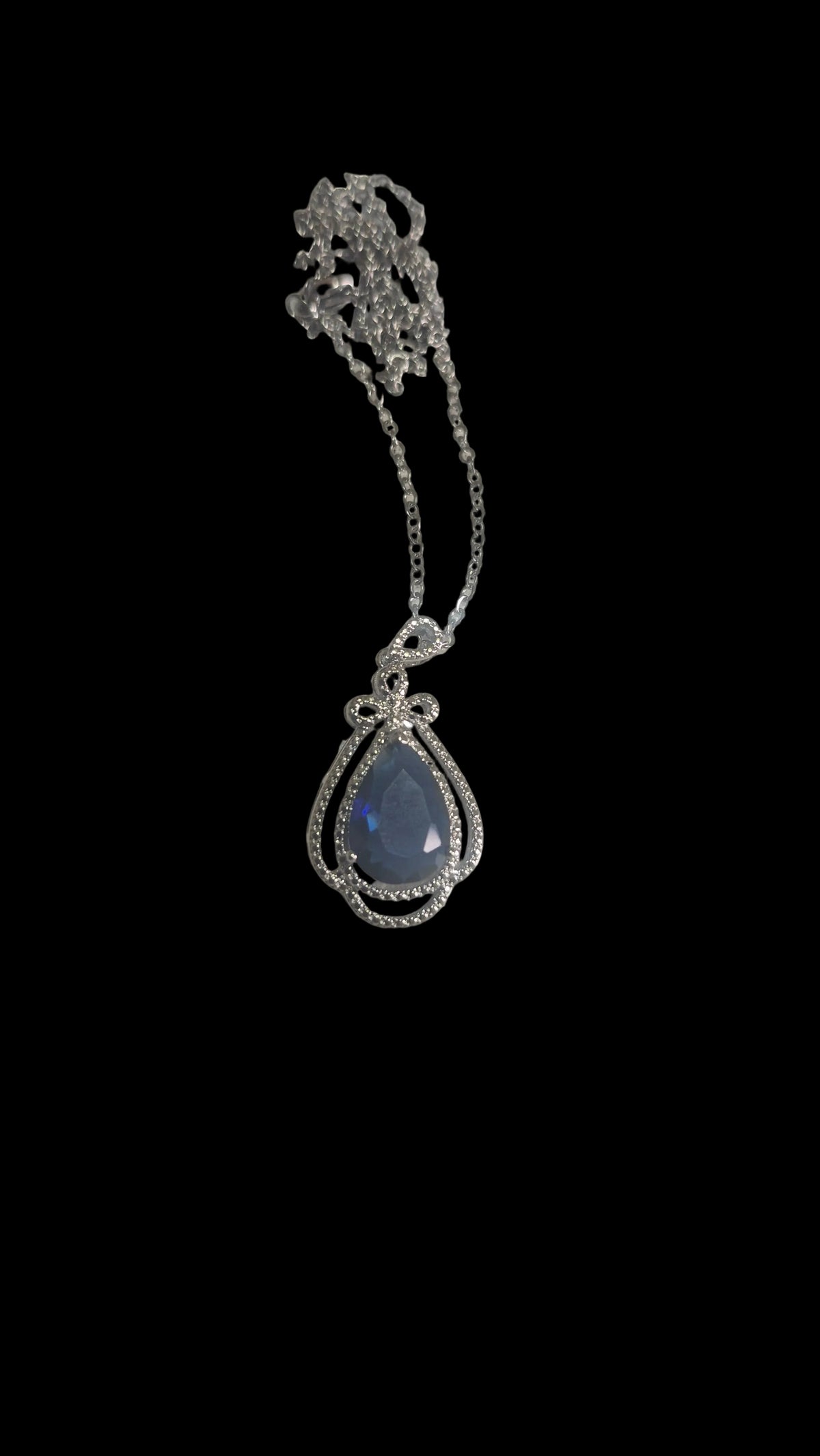 Black with blue shadow Teardrop Pendant Necklace – Silver-Tone