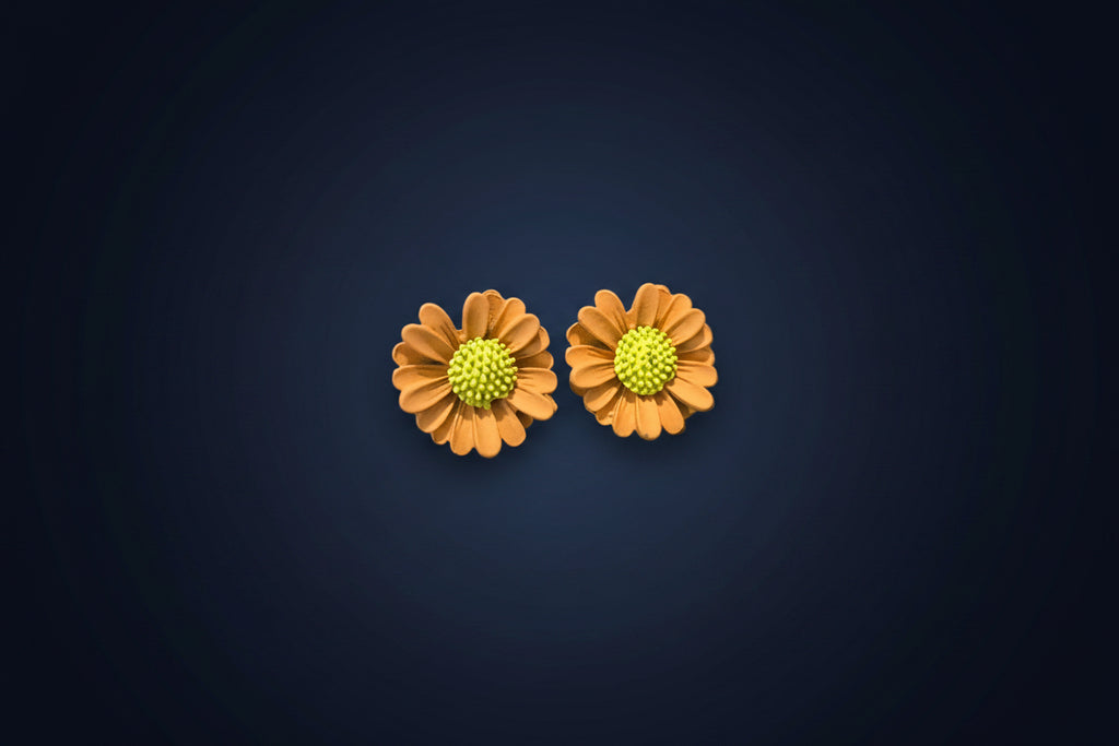 Daisy Flower Stud Earrings – Terracotta